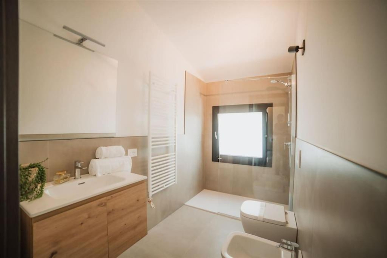 Bathroom 3, Ronda Apartments 24 pax e parcheggio incluso, Verona