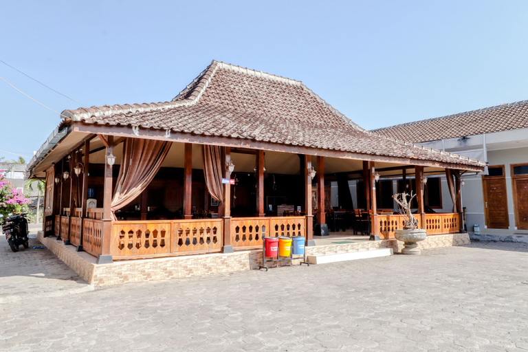 Exterior & Views 2, Griya Limasan Hotel, Gunung Kidul