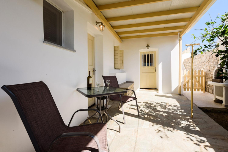 Others 5, Sea Breeze Studios Paros III, South Aegean