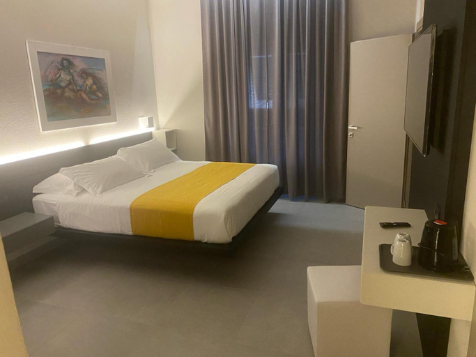 Bedroom 3, Marina Hotel B&B Adults Only, Genova