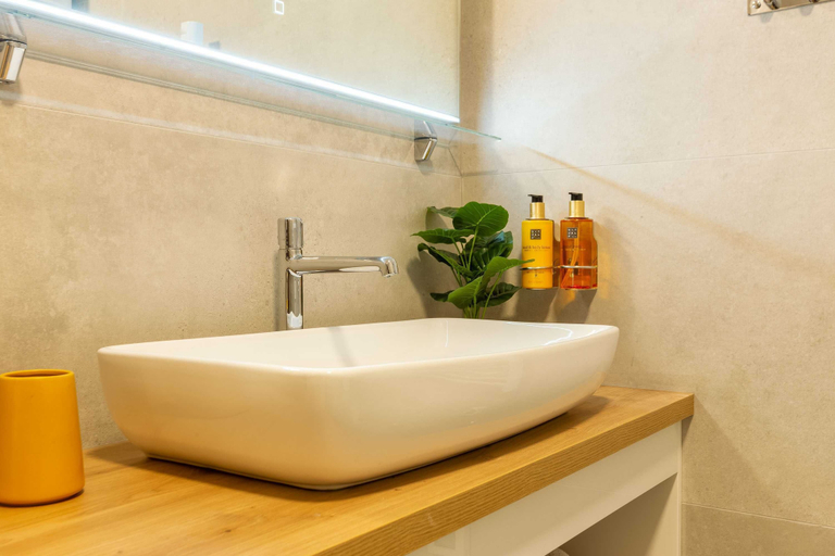 Bathroom 4, Charming and Elegant Rooms Zadar Historic Center, Zadar
