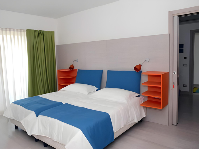 Bedroom 16