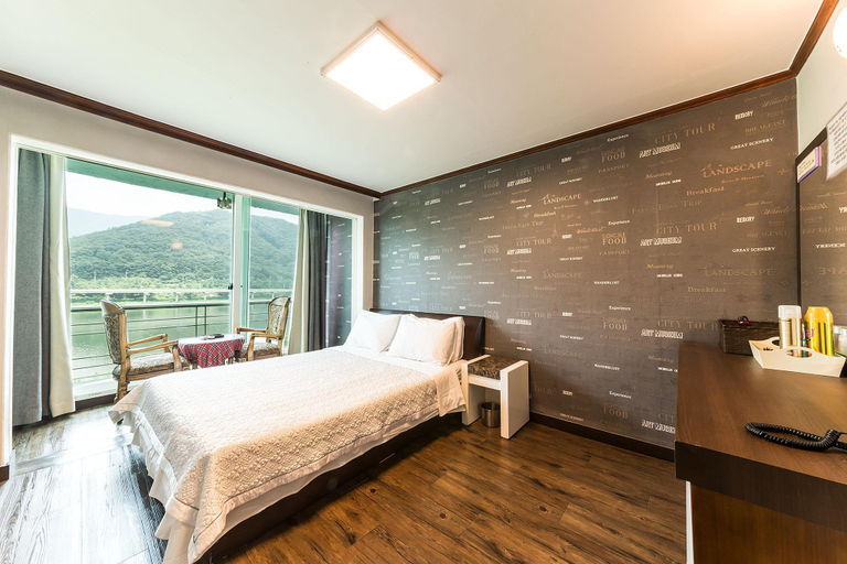Bedroom 2, Cheongpyeong Paradise, Gapyeong