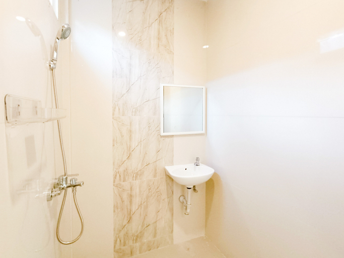 Bathroom 3, The TAMU HOUSE Syariah Solo RedPartner, Solo