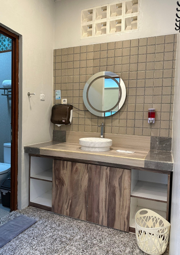 Bathroom 6