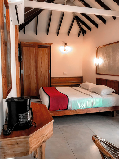 Bedroom 3, Swagath Holiday Resort, Thiruvananthapuram