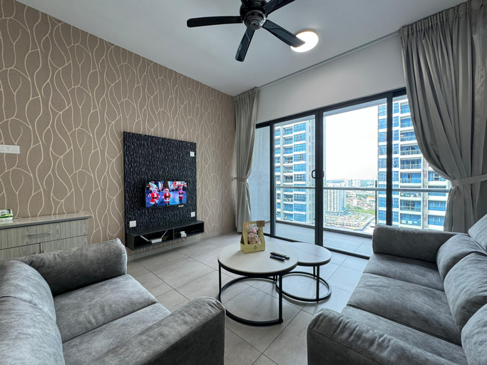 Others 4, 2R2B Atlantis L31 at Melaka 5pax, Malacca City