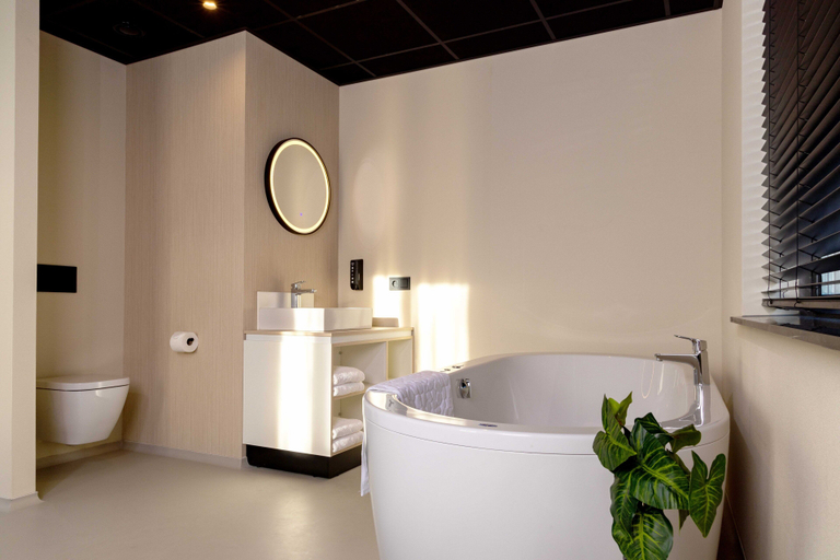 Bathroom 4, Otium Hotel, Roosendaal