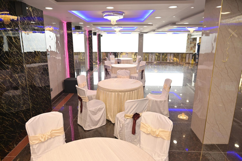 Food & Drinks 5, Pavitram Hotel & Banquet, Ranchi