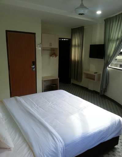 Bedroom 9