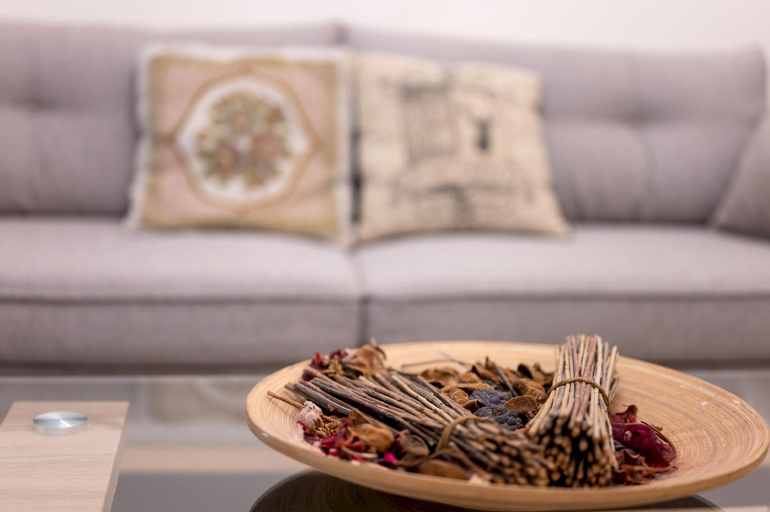 Food & Drinks, Design 1BDR Apartment in Top Center - FREE PARKING, Stolichna