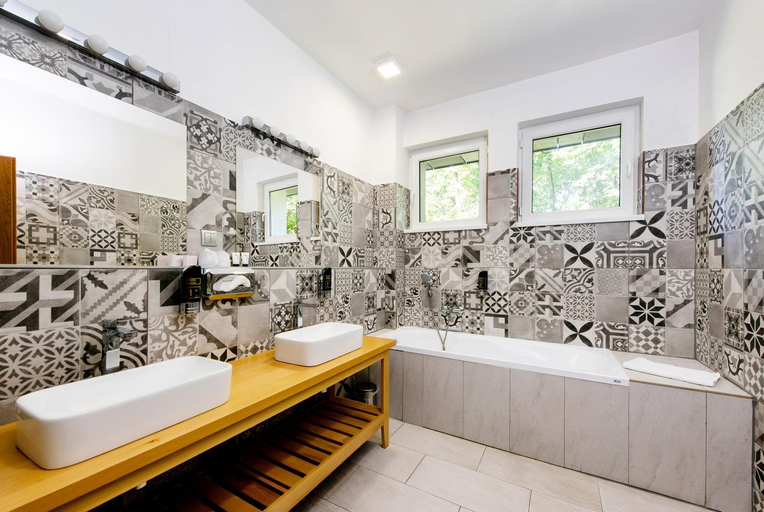 Bathroom, Hotel Veverica, Trenčín
