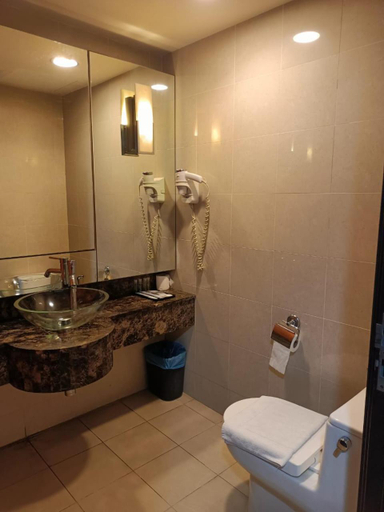 Bathroom 4, Royal Century Resort Suites At Bandar Sunway, Petaling Jaya