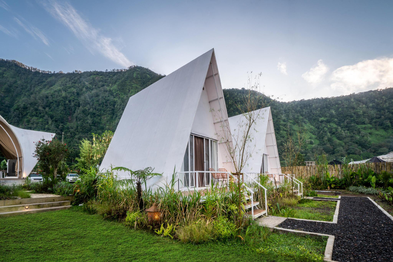 Exterior 2