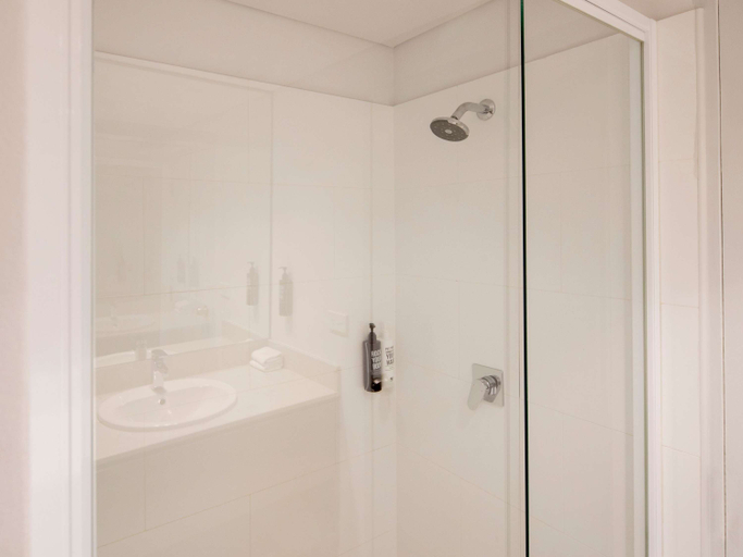 Bathroom 17