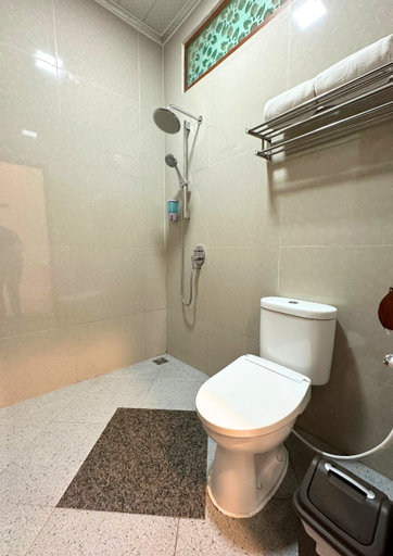 Bathroom 5