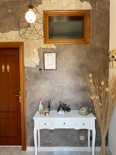 Others 5, La casa dei nonni, Chieti