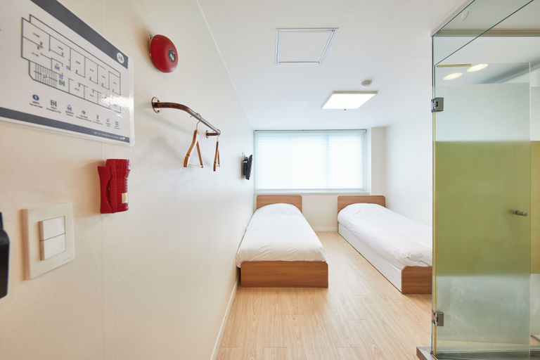 Bedroom 2, 123 Hostel, Jung
