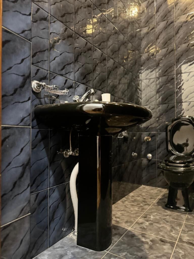 Bathroom 4, SANTA VILLA HOTEL, Yerevan