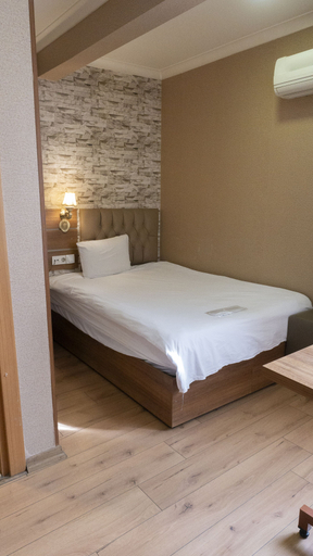 Bedroom 4, ERS LİFE AİRPORT HOTEL, Pendik