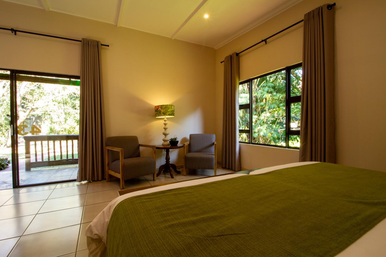 Bedroom 3, Emdoneni Lodge, Umkhanyakude
