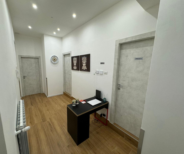 Others 2, My Happy Place Rooms, Palermo