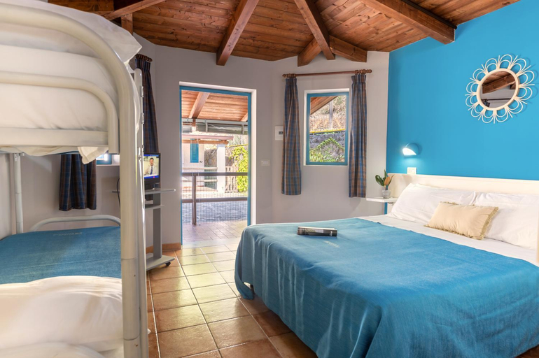 Bedroom 3, Resort Baia del Silenzio, Salerno