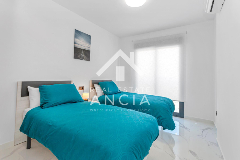 Bedroom 2, Oasis Beach XIV Casa de Ensueño, Alicante