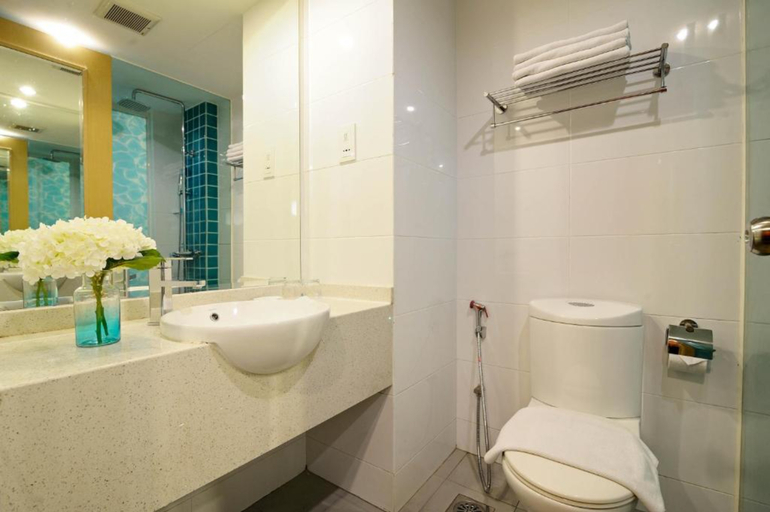 Bathroom 4