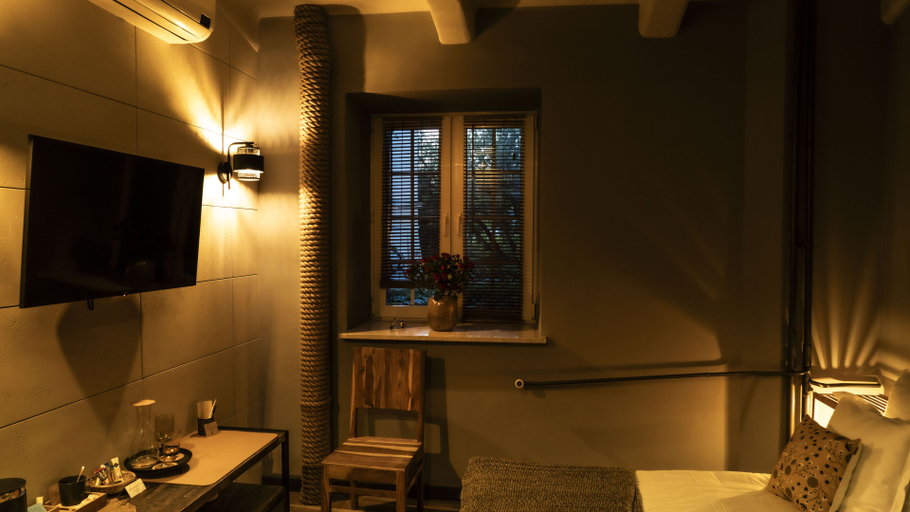 Bathroom, Mariensztat 8 Hotel, Warsaw
