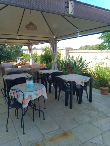 Others 4, VILLA VIRGINIA, Lecce