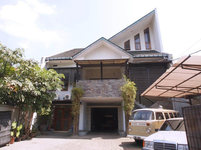 Exterior & Views 3, CT 195, Bandung