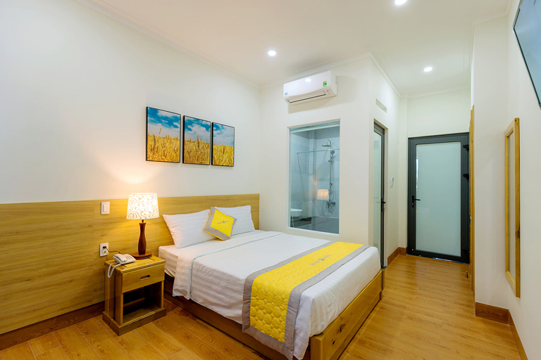 Bedroom 4, Cozy Hotel with Phan Thiet City-view, Phan Thiết