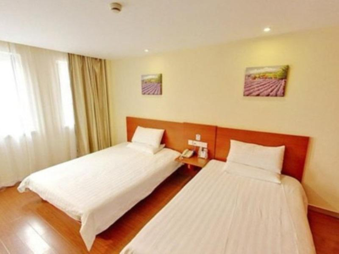 Bedroom 3, Hanting Hotel Qingdao May Fourth Square Zhiquan Road Metro Station, Qingdao