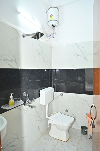 Bathroom 4, Indore Palace, Indore