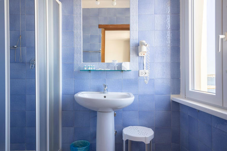 Bathroom 3, Hotel De Plam, Olbia-Tempio