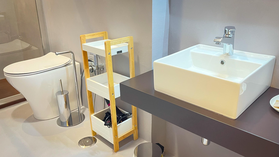 Bathroom 5, Ele rooms San Pietro, Rome