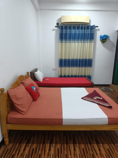 3, Dutch beach rest in, Manmunai North