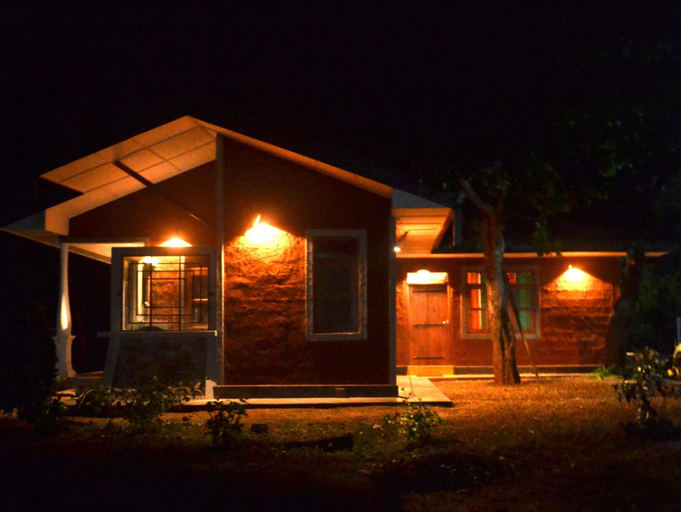 Exterior & Views 1, Pelican View Cottages, Katharagama