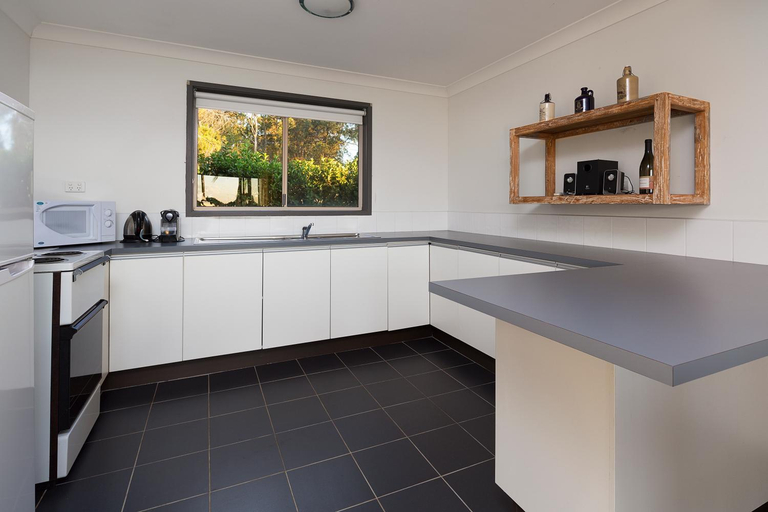 Others 2, Harkham Lodge, Cessnock