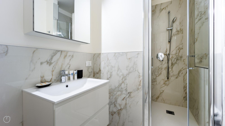 Room 4, Italianway - The B Village Business - 33, Milano