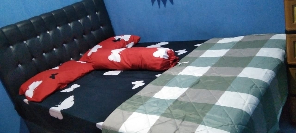 Vhio Homestay Near Pantai Ungapan
