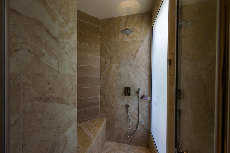 Bathroom 3, Thalias Quarters - Kalamata Mediterranean Villas, Peloponnese