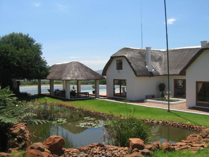 Garden 2, Steynshoop self-catering Valley Lodge, West Rand
