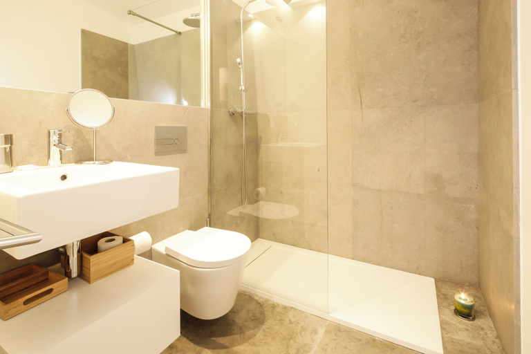 Bathroom 3, Santa Catarina Apartments, Lisbon