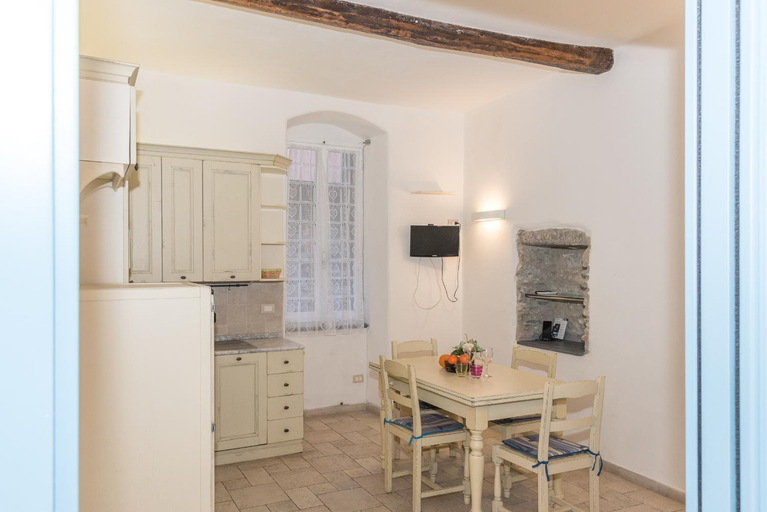 Dining Room 3