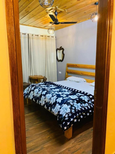 Bedroom 4, Royal Guest House, Sirmaur