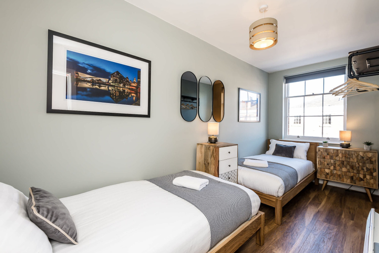 Room 5, Host Stay Canning Quarters II and III, Sefton