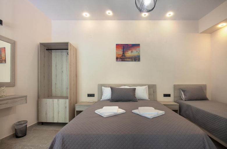 Others 4, Antartisa B&B, Crete