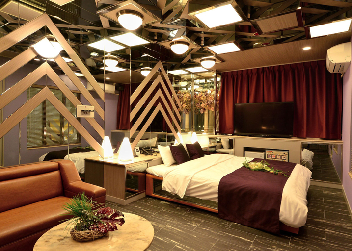 Bedroom 3, HOTEL CHANT - Adults Only, Sakai